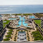 Semesteranläggning (resort) Wave Pomorie